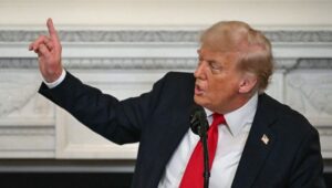 Trump menace l’Ukraine avec des sanctions et des menaces économiques