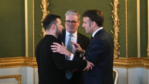 L’Europe réduite à l’impuissance : Zelensky et Macron mis en minorité par Washington