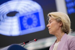 Les quatre députés de la droite française osent défier leur propre parti en soutenant une motion de censure contre Ursula von der Leyen